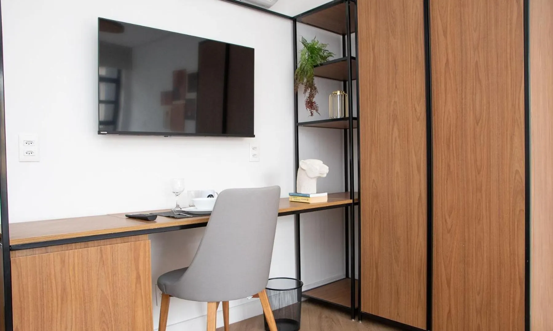 One House By Belong Hotel
